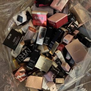 Makeup Pallets Liquidation Lot - Mixed Brands & Cosmetics Pallet for Resale